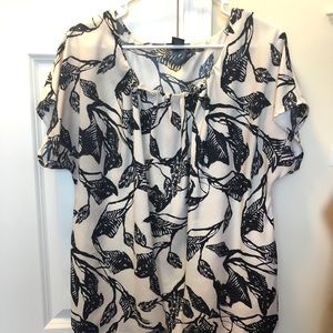 White and navy blue Lane Bryant top.